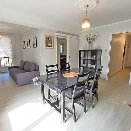 Apartment Chez Celeste, Luchon Centre, T2 Bis, 4 Personnes Bagnères-de-Luchon