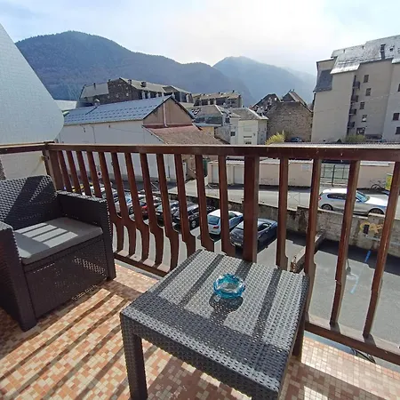Chez Celeste, Luchon Centre, T2 Bis, 4 Personnes, Ascenseur Lägenhet Bagnères-de-Luchon