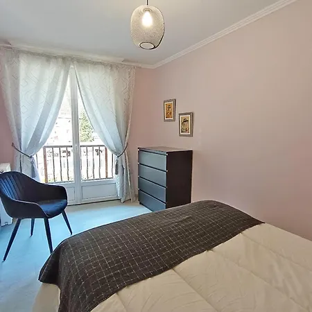 Lägenhet Chez Celeste, Luchon Centre, T2 Bis, 4 Personnes, Ascenseur *