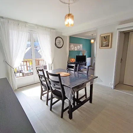 Chez Celeste, Luchon Centre, T2 Bis, 4 Personnes