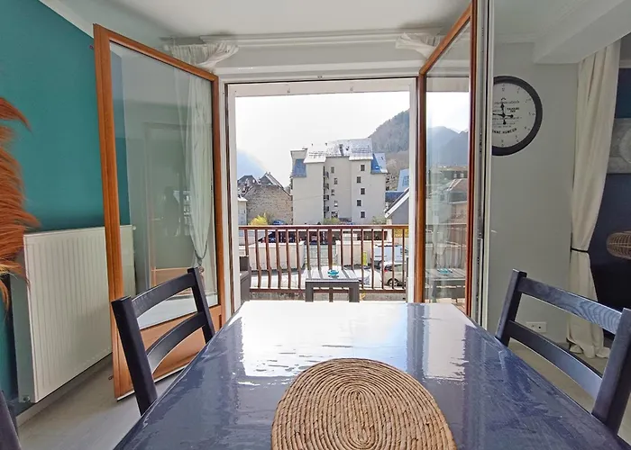 Chez Celeste, Luchon Centre, T2 Bis, 4 Personnes アパート